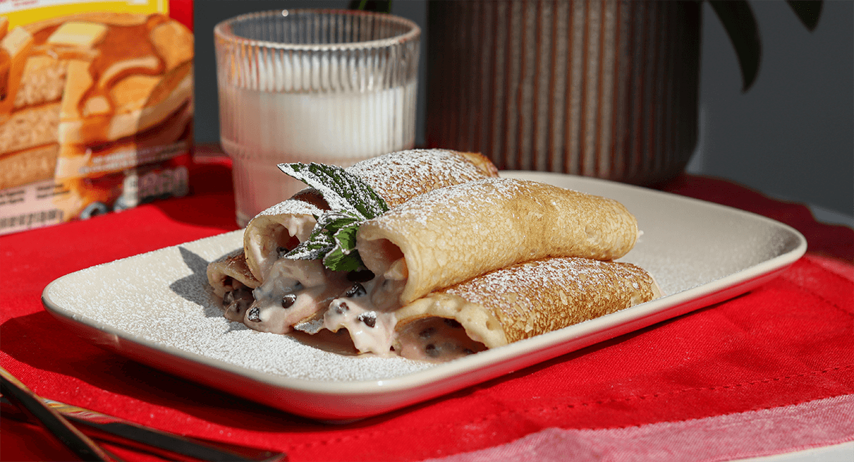 Strawberry Cheesecake Pancake Rollups